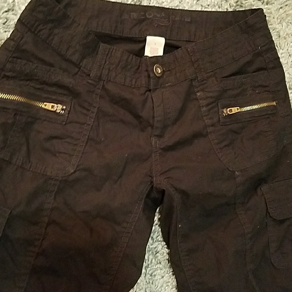 Arizona capri's